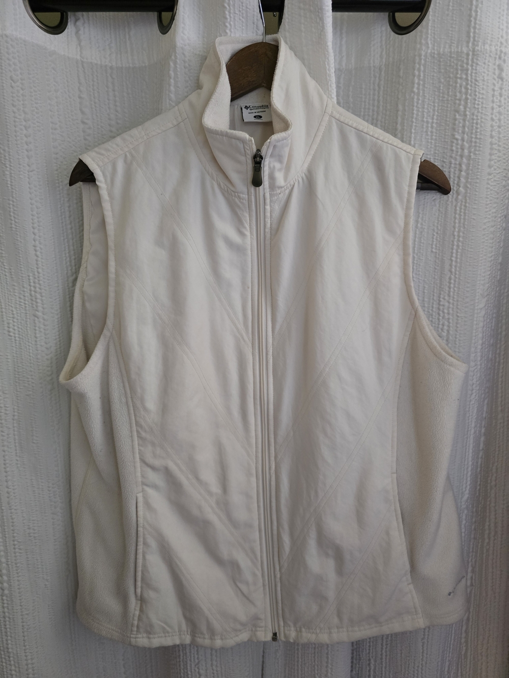 Columbia Women's XL Cream Fleece-Lined Vest